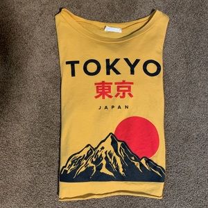 Tokyo graphic top